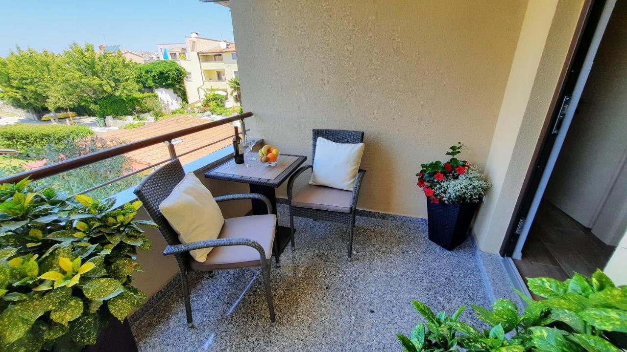 Apartments Alea Rovinj Exteriör bild